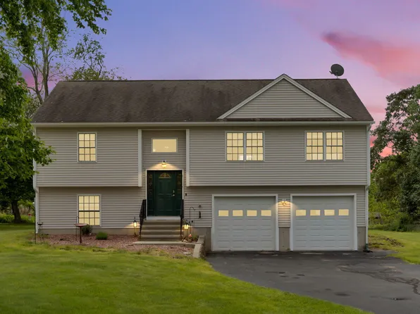 10 Sandy Lane, Colchester, CT 06415