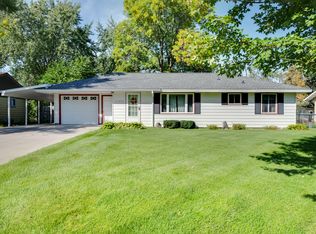 11410 Verdin St NW, Coon Rapids, MN 55433