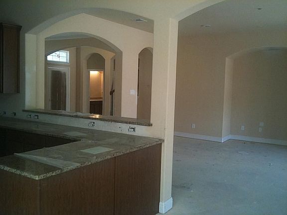 3rd image of 39 S Pinto Point Cir