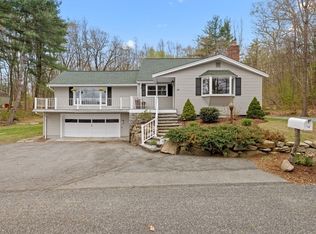 28 Oakhurst Rd, Hopkinton, MA 01748