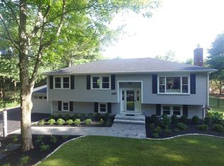 130 Chestnut St, North Easton, MA 02356