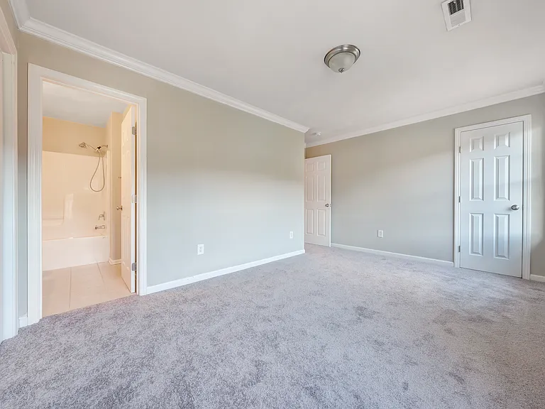 2329 Jenny Ln — Photo 11