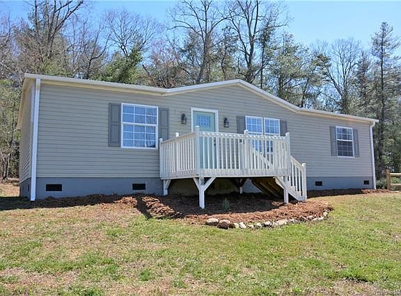 3rd image of 3085 Bear Trail Dr