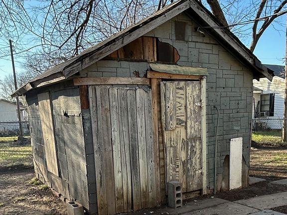 3rd image of 15 N St NW