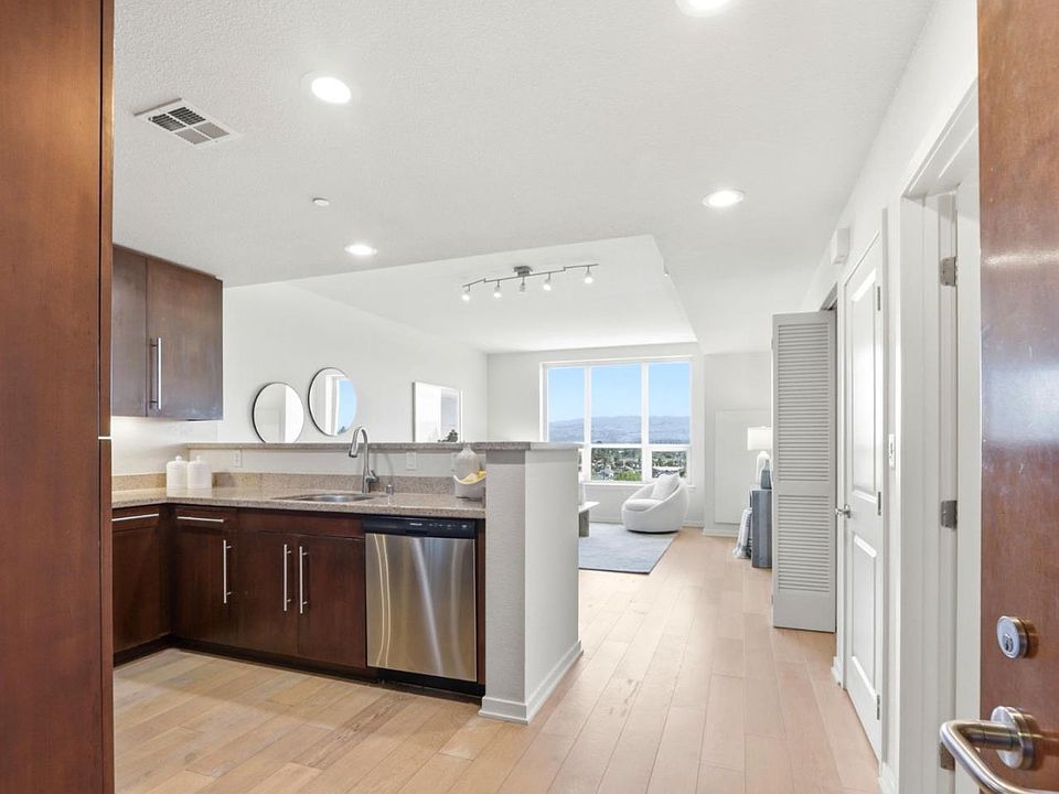 1375 Lick Ave APT 720, San Jose, CA 95110 | Zillow