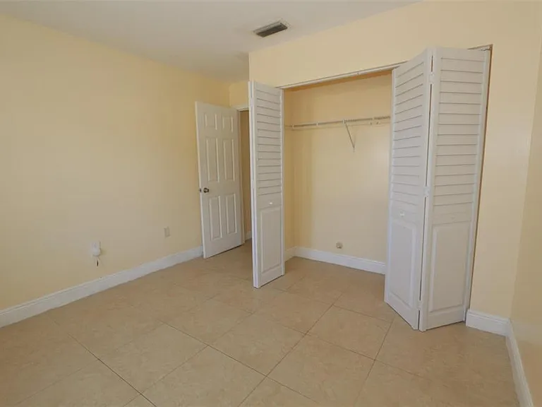 2987 NW 110th Ave — Photo 9
