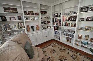 2nd image of 3 Nightingale Cir