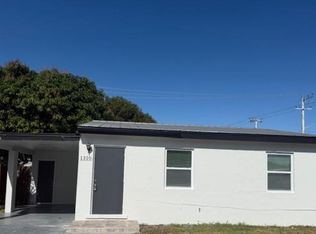 1310 W 28th St, Riviera Beach, FL 33404