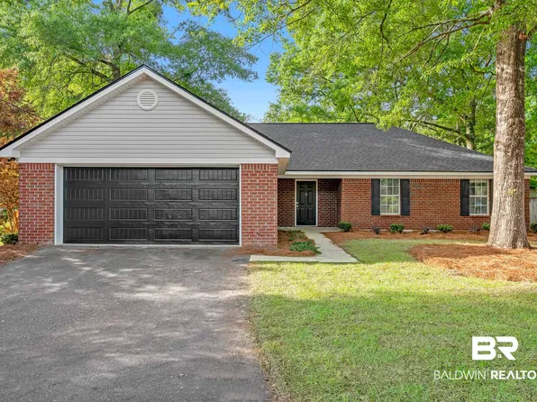13205 Hackberry Dr, Mobile, AL 36608