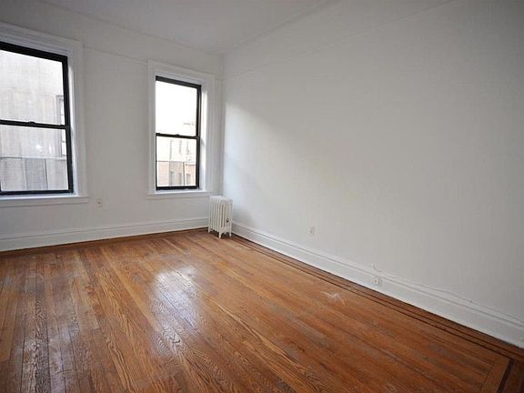 4th image of 28-08 35th St #1FB