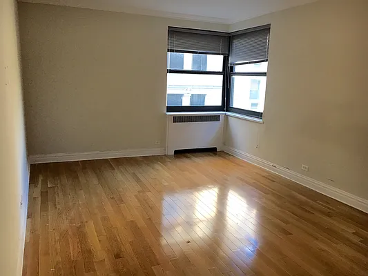 Rented by Stonehenge NYC LLC | media 38