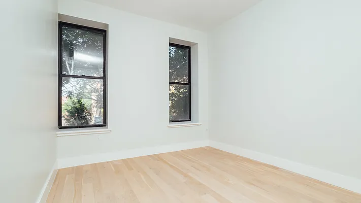 Rented by Nooklyn NYC LLC | media 23