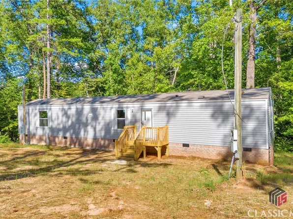221 Thrasher Drive, Toccoa, GA 30577