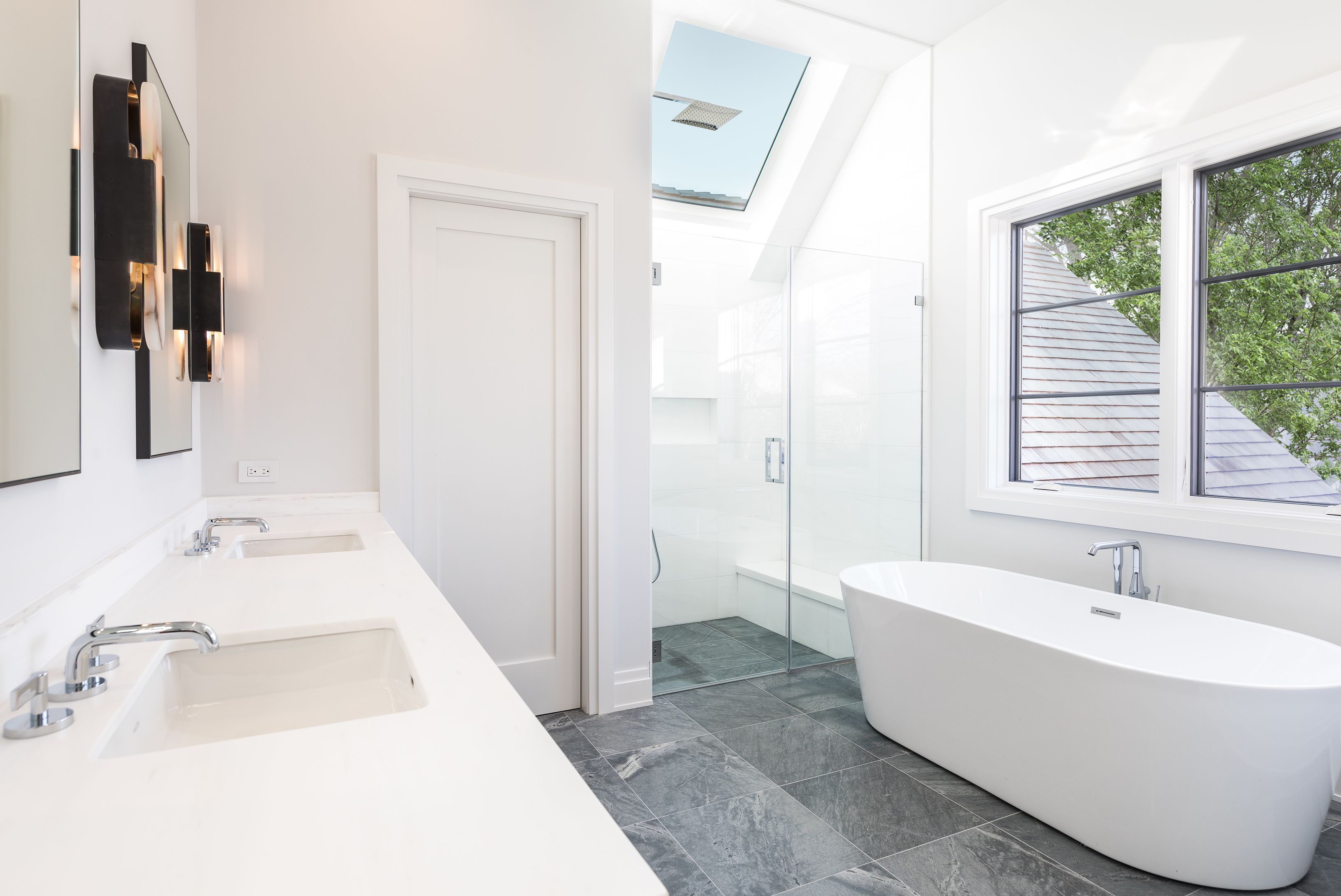 68 Gould St, East Hampton, NY 11937 Out East