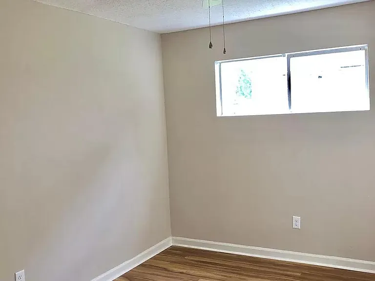 1040 Montgomery St #21 — Photo 4