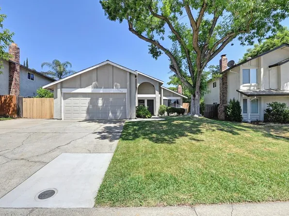 7928 Summerplace Dr, Citrus Heights, CA 95621