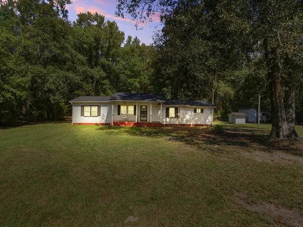 2202 S Carolina 61, Ridgeville, SC 29472