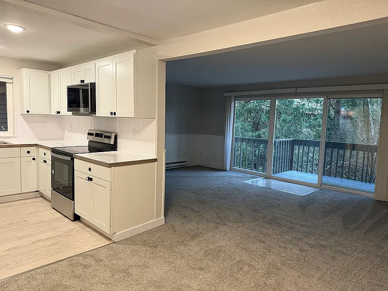 1714 Evergreen Park Ct SW — Photo 4