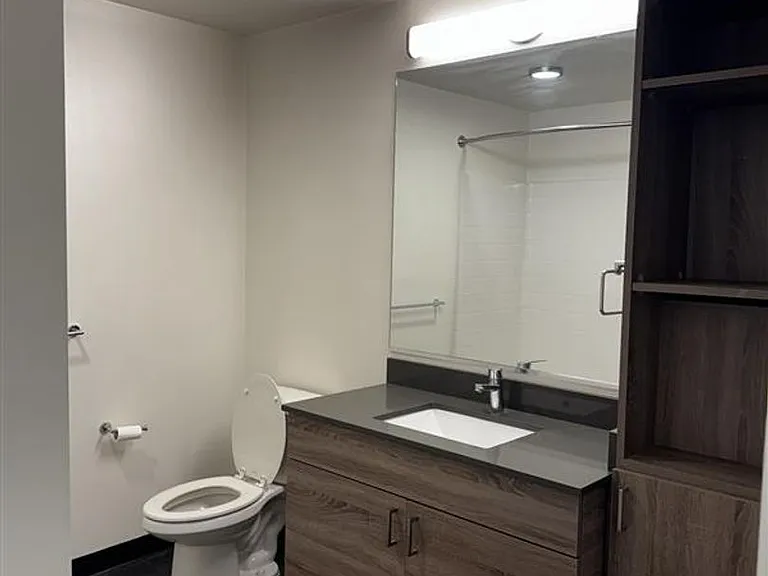 Crew Apartments — Photo 20