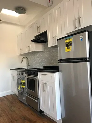 Rented by Bohemia Realty Group | media 11