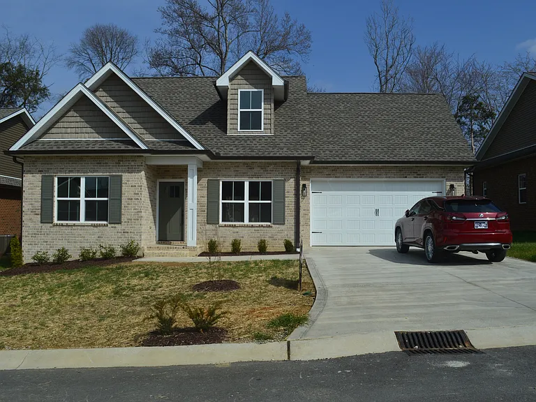 1430 Village Loop — Photo 1