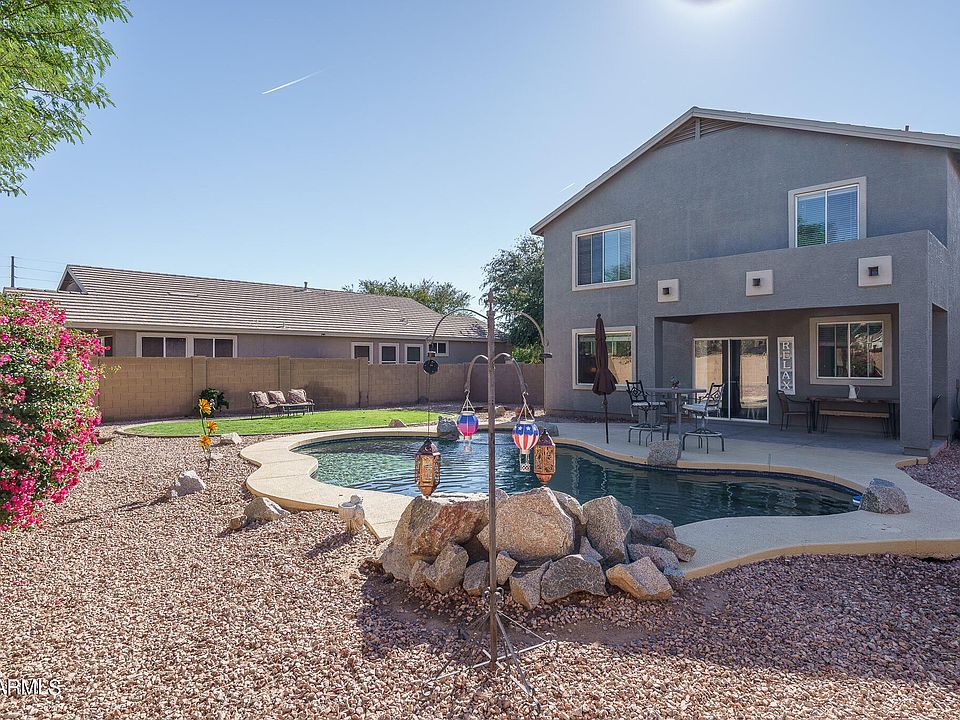 1st image of 7128 W PALMAIRE Avenue