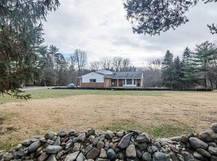 2781 Daleview Dr, Ann Arbor, MI 48105