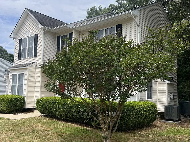 3211 Lancaster Ring Rd — Photo 3