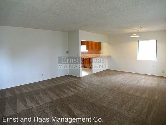 5th image of 5433 Coldbrook Ave