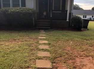 19 Maxeva Ln, Greenville, SC 29611