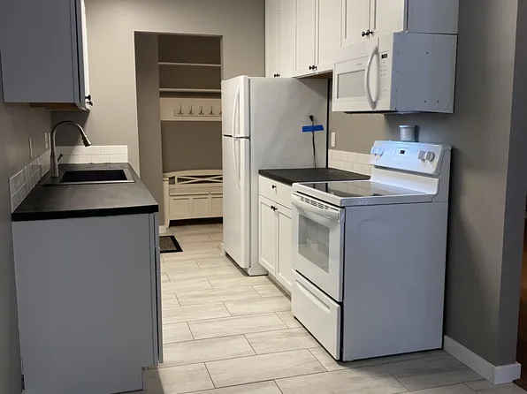 946 Westbrooke Way, Hopkins, MN