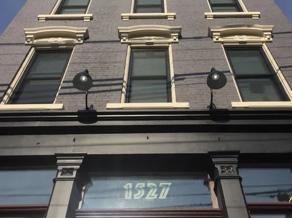 1527 Elm St, Cincinnati, OH
