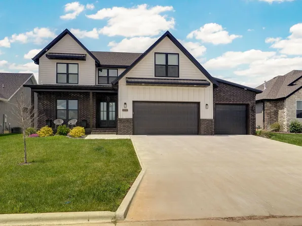4911 S Burrows Avenue, Springfield, MO 65810