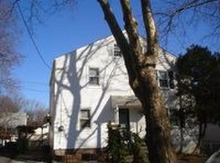 26 Mac Arthur Dr, Edison, NJ 08837