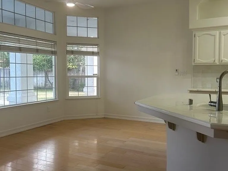 2112 Classen St — Photo 5