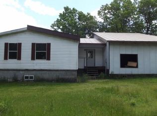 3073 Canary Ave, Sparta, WI 54656