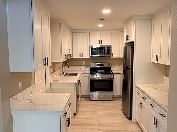 2nd image of 6019 Woodminster Cir #6017