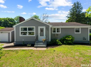 6 Castle View Drive, Chester, CT 06412