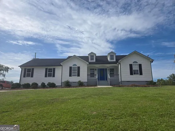 2305 Gwendale Dr E, Lizella, GA 31052