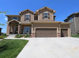 1210 High Ridge Ct, Raymore, MO 64083