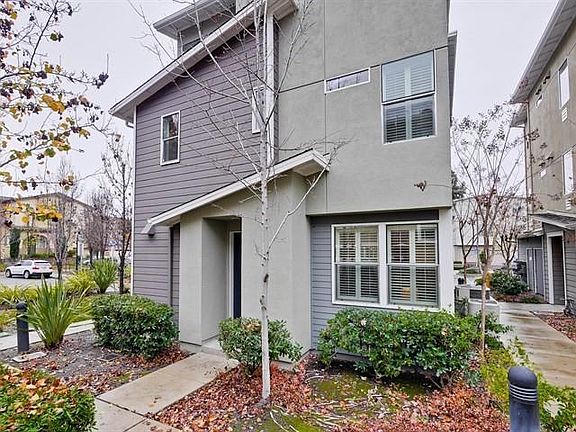 4th image of 1073 Saginaw Ter Unit 201