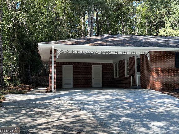 2nd image of 1156 Clydedale Dr