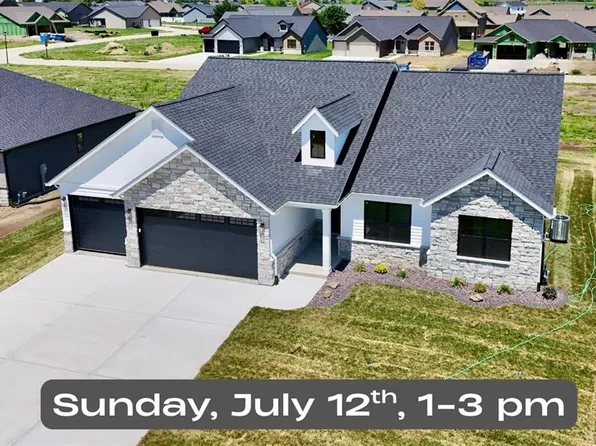 308 Rumsfeld Dr, Troy, IL 62094