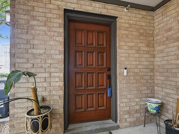 5th image of 13900 Noel Rd Unit 15