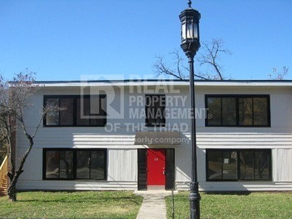 1st image of 518 S Mendenhall St #B