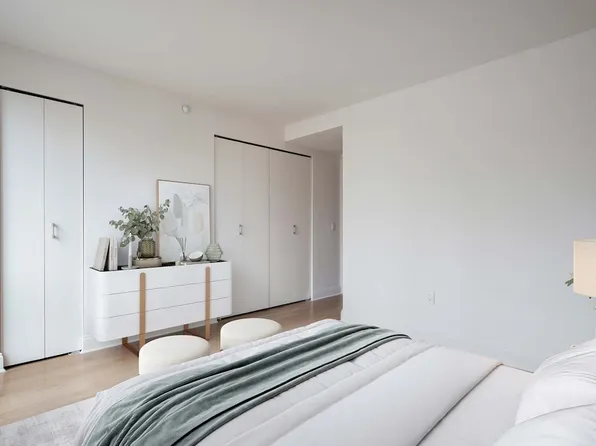 215 East 96th Street image 5 of 17