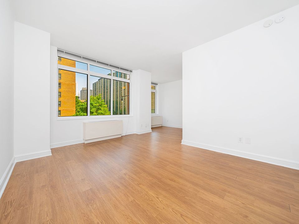 1st image of 140 Riverside Blvd APT 529