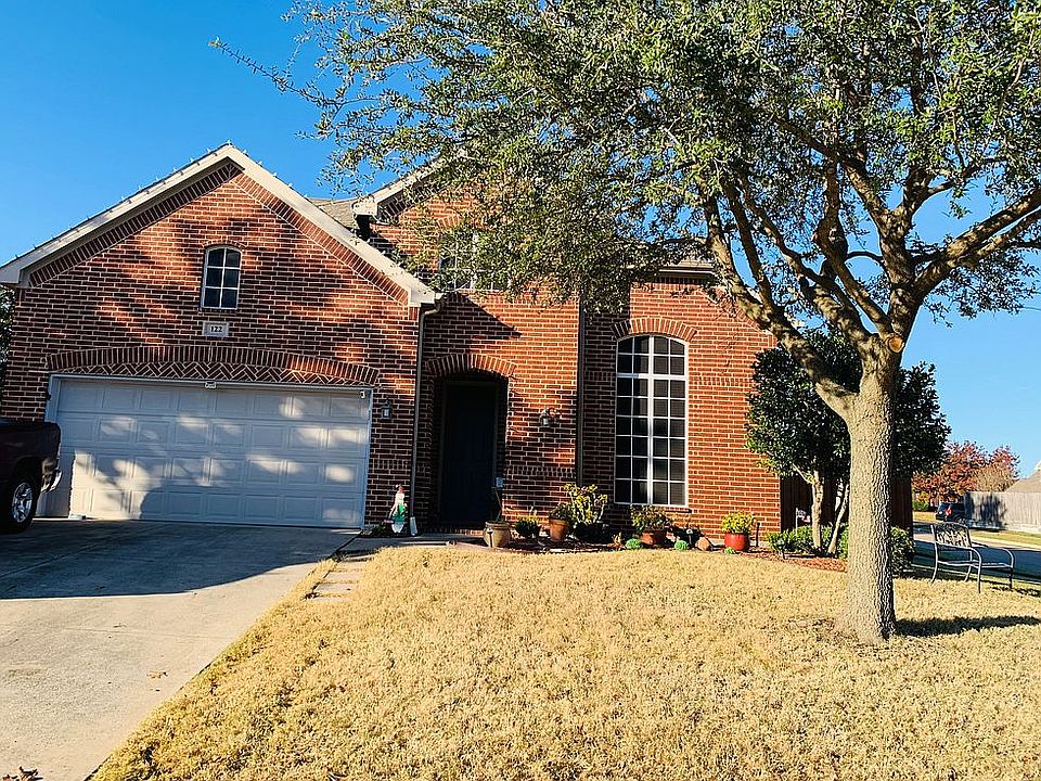 2nd image of 122 Jason Dr