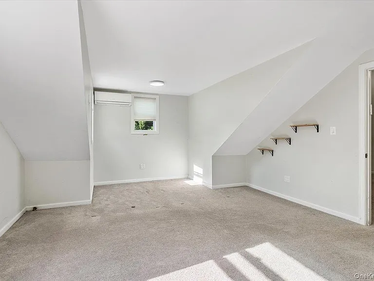 369 Island Ave — Photo 16