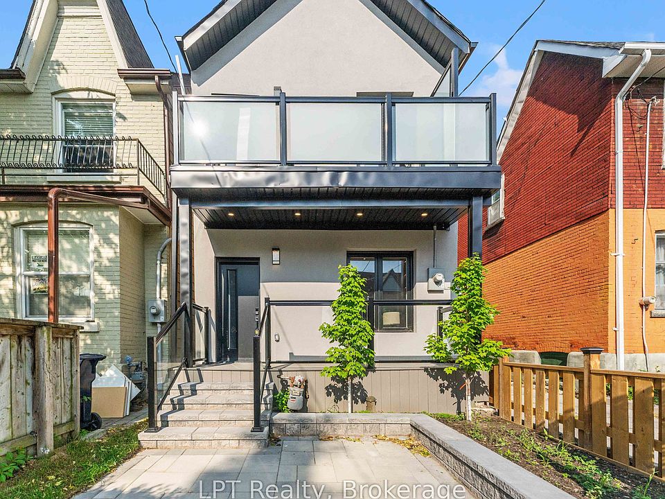 1st image of 204 Franklin Ave